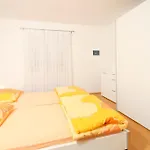 アパート Mane *