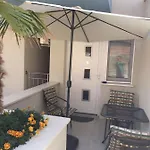 Apartment Apartmani Mane *