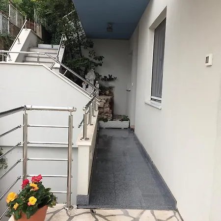 Mane Apartman Trogir