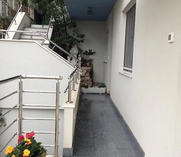 Mane Appartamento Traù