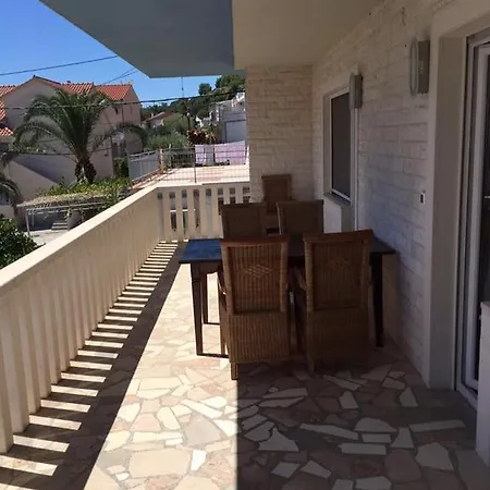 דירה Mane טרוגיר